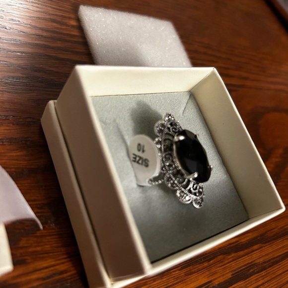 Sterling Silver large cocktail ring size 10 - Picture 2 of 3